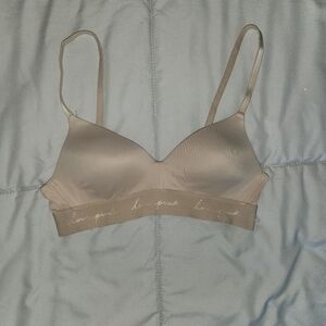 Victoria's Secret Pink Wear Everywhere Wireless 34A